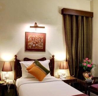 Varanasi Hotel | Palace On Ganges - Heritage Hotel