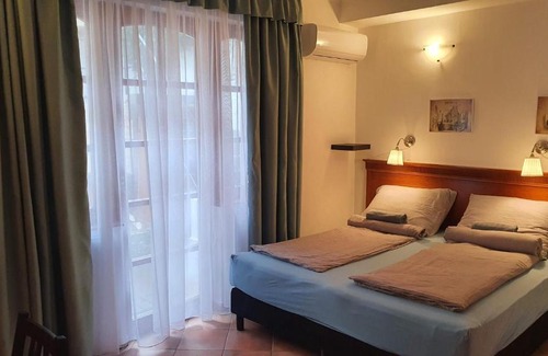 Miskolc Bed & Breakfast | Palantír Panzió
