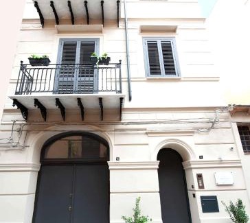 Monreale House | Palazzo al Carmine