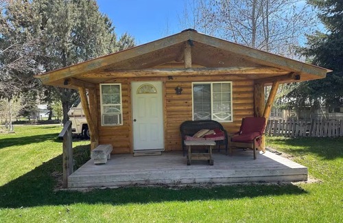 Irwin Cabin | Palisades Cabin #3