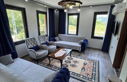 Ardesen Apartment | Pallas Suit