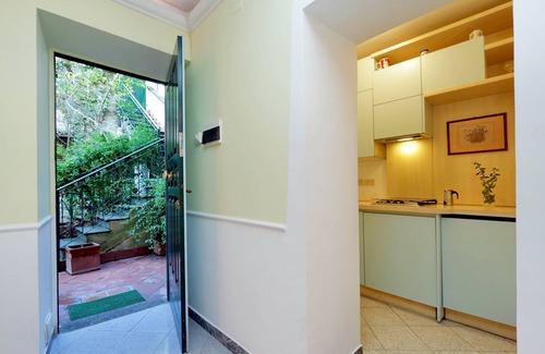 Rione XIV Borgo Apartment | Palline