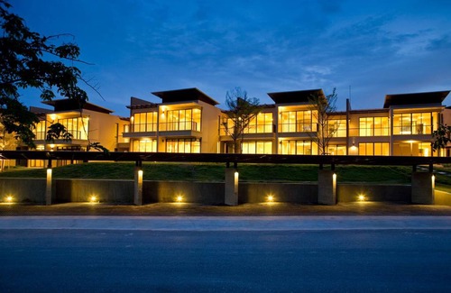 Hua Hin Apartment | Palm Crescent Huahin Resort