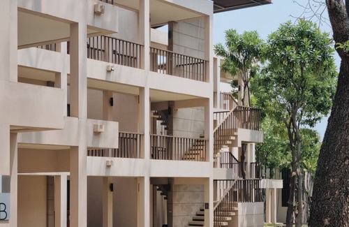 Hua Hin Apartment | Palm Crescent Huahin Resort