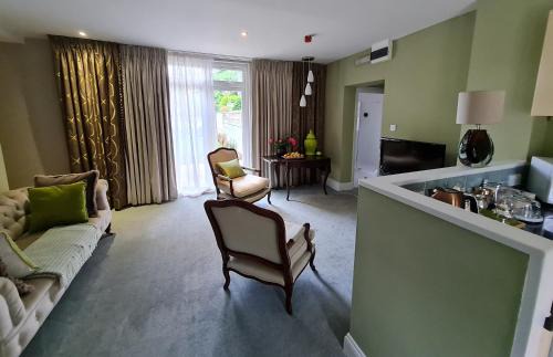 Torquay Apartment | Palm Grove Apartments