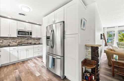 Cocoa Beach House | Palm Paradise
