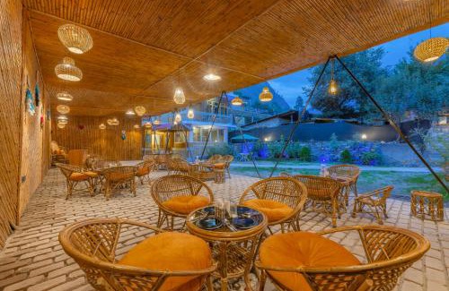 Kasol Hotel | Palm Residency, Kasol