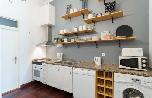 Pena Apartment | PALMA 3-a BEDROOM APARTMENT LOCATED CENTRAL Lisbon