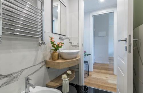 Crescenzago Apartment | Palmanova