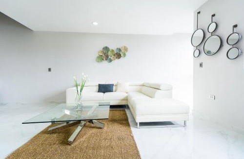 Centro Hotel | Palmarena Rooms & Residences - Long Stay Comfort with Parking, Sauna, Gym & Pool - Steps from 5th Avenue