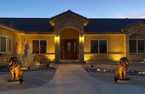 Palmdale Villa | Palmdale Paradise Palace / Special Event Venue