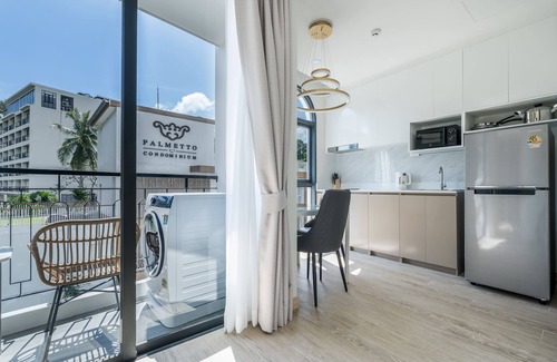 Karon Apartment | Palmetto Park Hotel and Residence