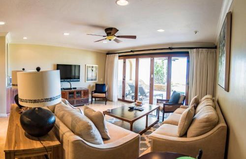 Playa Flamingo Villa | Palms 5 Luxury Beachfront Villa