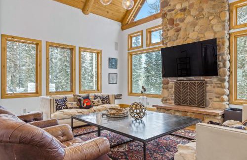 Mountain Village House | Palmyra 94 - Mountain Tranquility