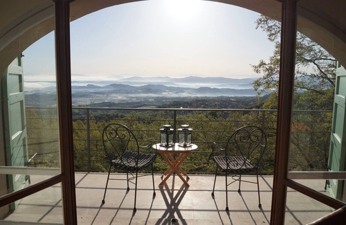 Sarteano Villa | Panorama and infinity pool in the Siena Province, south of Montepulciano
