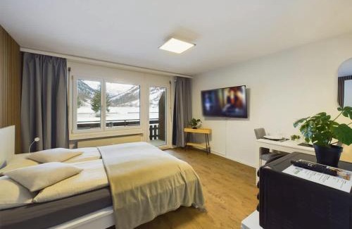Taesch Apartment | Panorama hideaway apartment near Zermatt with parking!