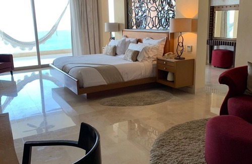 Puerto Vallarta Resort | PANORAMIC 3 Bedroom 4 Bath PENTHOUSE GARZA BLANCA ALL INCLUSIVE 6 GUESTS