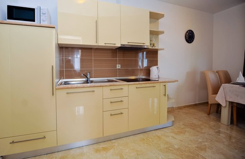 Potocnica Apartment | Panoramic 4* Apartment with Sauna, Gym & Pool 7