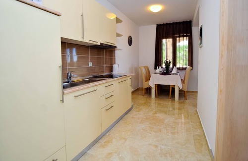 Potocnica Apartment | Panoramic 4* Apartment with Sauna, Gym & Pool 7