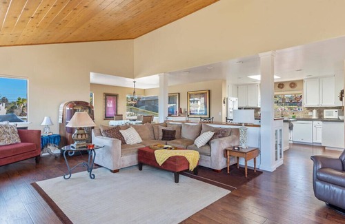 Baywood Park House | Panoramic Estuary View Home - monthly only