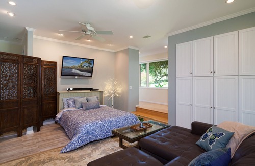 Kamuela House | Panoramic island/ocean views from our beautifully elegant and spacious suites
