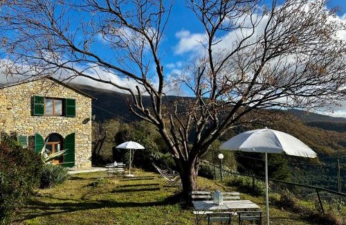 Gazzelli House | Panoramic Rural House With Garden