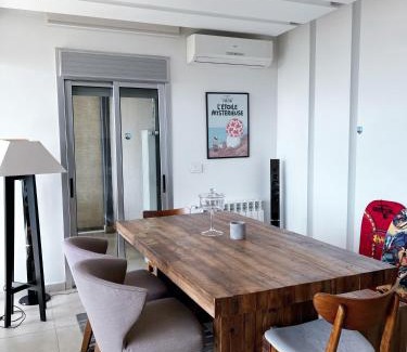 Halat Apartment | Panoramic Sea View 2 Bedroom Apartment