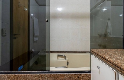 Copacabana RV Rental | Panoramic view apartment over Copacabana bay