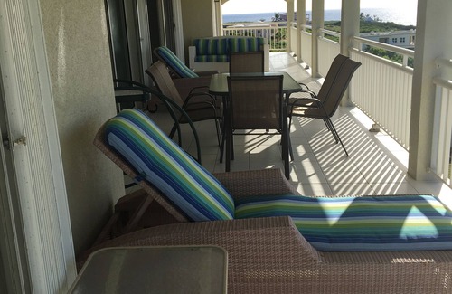 East End Village House | Panoramic View of Blue Horizons