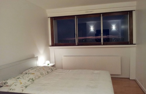 Falguiere Apartment | Panoramic Views of Paris and Pool