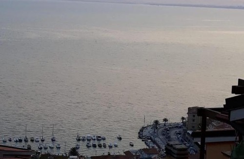 Monte Argentario Apartment | panoramica terrazza sul mare con parcheggio