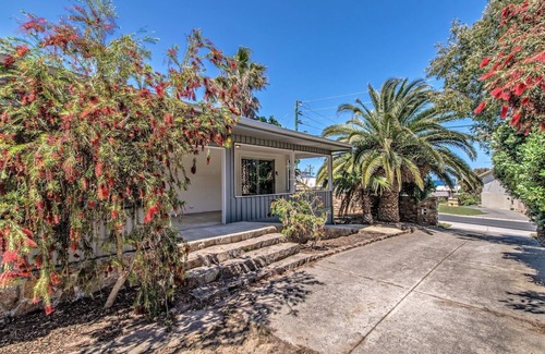 Quinns Rocks Cottage | Panoramique - holiday home with a view