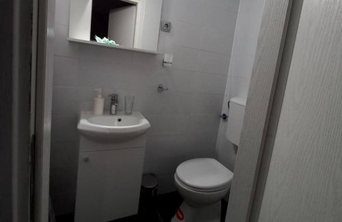 Susica Apartment | Pansion Stones Murter