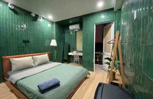 Downtown Ho Chi Minh City Hotel | PAPAYA HOTEL & Café 2