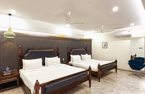 Rau Hotel | PAPAYA TREE HOTELS