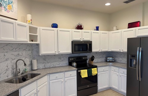 Tropical Cove Condo | Par-View Palace at Lexington CC Golf Village