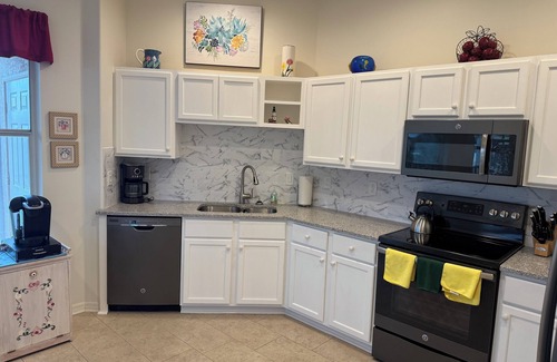 Tropical Cove Condo | Par-View Palace at Lexington CC Golf Village