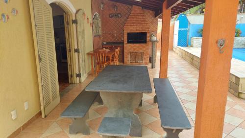 Raul Cury House | Paraíso Beira Mar, Casa Temporada Itanhaém, 30m Praia, Vista Mar, Piscina, Hidro, Wi-Fi 500 mb, Snooker, Churrasqueira, Garagem Grande, Lazer e Descanso