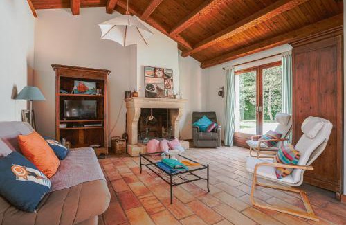 Le Chateau-d'Oleron House | Paradis de verdure à Gibou
