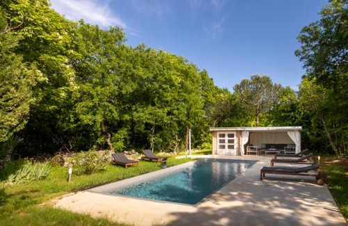 Kras Villa | Paradise City
