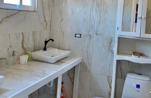 Belize City Condo | Paradise Gateway..... The Alexander