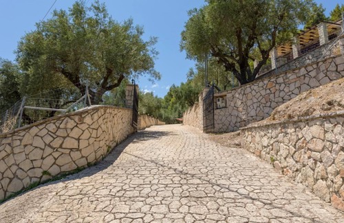 Lithakia Villa | Paradise Home - On the hill!!
