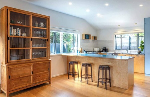 Palm Beach House | Paradise on Palm | Stay Waiheke