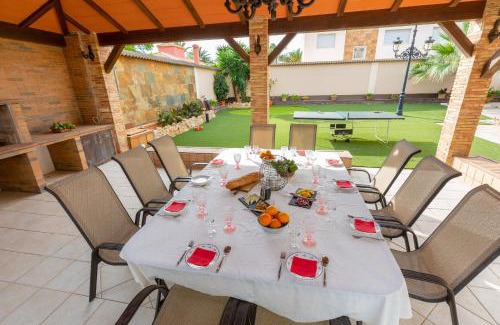 Mil Palmeras Villa | Paradise Palms by Fidalsa