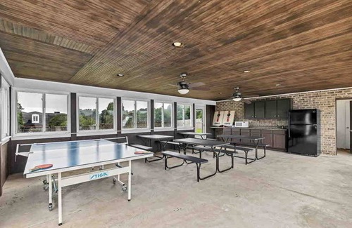 Mooresville House | Paradise Pavilion: Grill, Picnic & Play by Pool !
