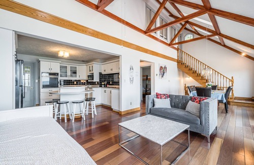 Lion's Head Cabin | Paradise: Waterfront Gem with Georgian Bay Views