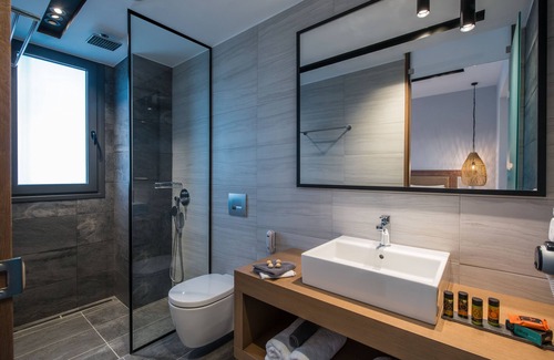 Malevizi Hotel | Paralos Lifestyle Beach