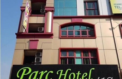 Mutiara Damansara Hotel | Parc Hotel Pelangi Damansara