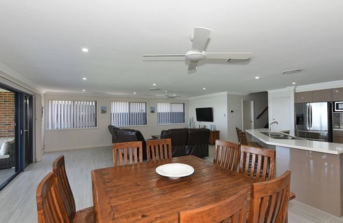 St. Georges Basin House | Pardesa A Little Piece Of Paradise - Belle Escapes Jervis Bay