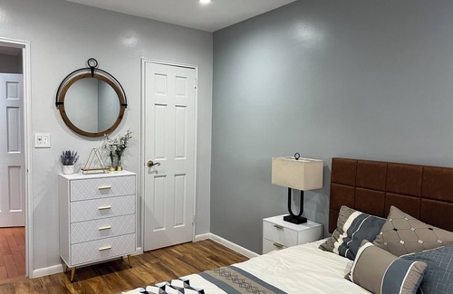 Queens House | Parfect Place to Be!